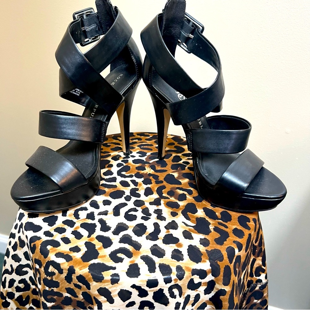 Rock & Republic Black Crisscross Platform Stiletto Sandals
